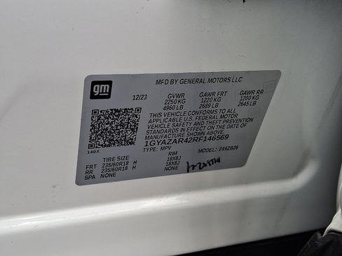 Used 2024 Cadillac XT4 Luxury w/ Cold Weather Package image 19