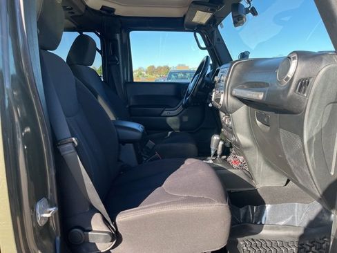 Used 2015 Jeep Wrangler Unlimited Sport w/ Quick Order Package 24S image 51