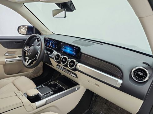 Used 2022 Mercedes-Benz GLB 250 image 18
