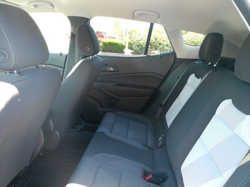Certified 2024 Chevrolet Trax LS w/ LS Convenience Package FWD image 14