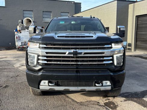 Used 2021 Chevrolet Silverado 3500 High Country image 2