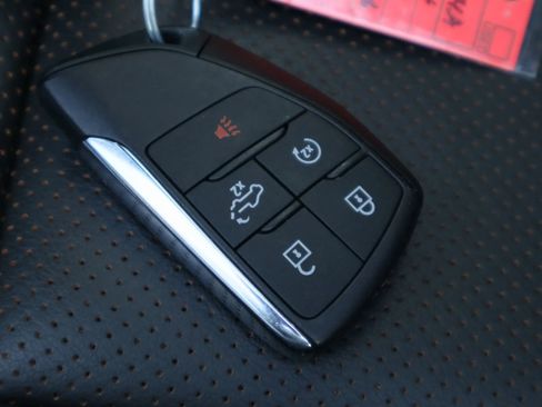 Used 2024 Chevrolet Silverado 2500 High Country w/ High Country Premium Package image 33