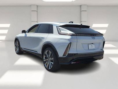 New 2026 Cadillac Lyriq Signature Luxury w/ Nappa Leather Package