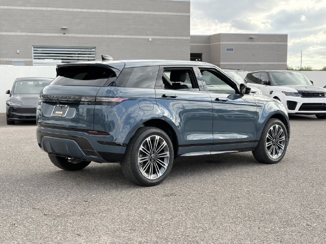 Used 2026 Land Rover Range Rover Evoque Dynamic SE AWD/4WD image 27