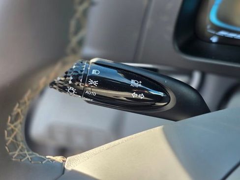 Certified 2025 Hyundai Elantra Sport image 31