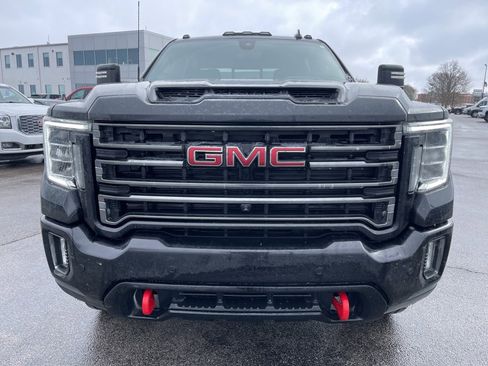 Used 2021 GMC Sierra 2500 AT4 w/ AT4 Premium Plus Package image 2