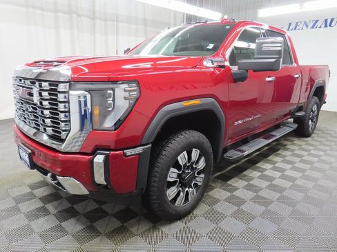 Used 2024 GMC Sierra 2500 Denali image 6
