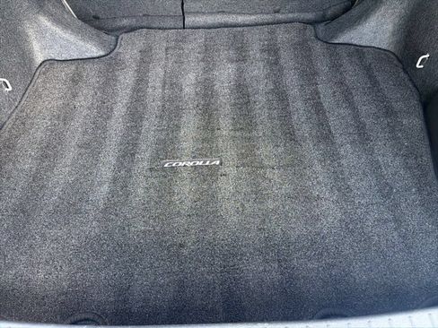 Used 2010 Toyota Corolla LE FWD image 16