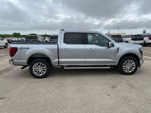 New 2025 Ford F150 Lariat w/ Equipment Group 501A Mid image 9