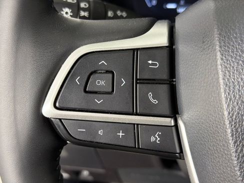 Used 2024 Toyota Highlander Limited FWD image 26