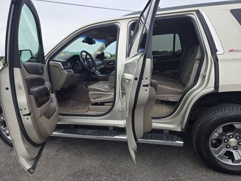 Used 2015 Chevrolet Tahoe LT w/ Luxury Package AWD/4WD image 14