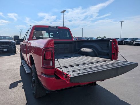 New 2026 RAM 3500 Big Horn AWD/4WD image 7