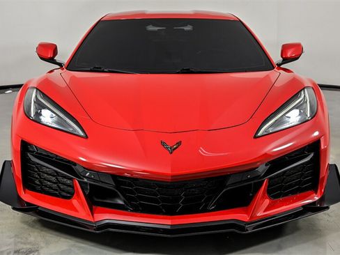 Used 2023 Chevrolet Corvette Z06 w/ Engine Appearance Package RWD image 4