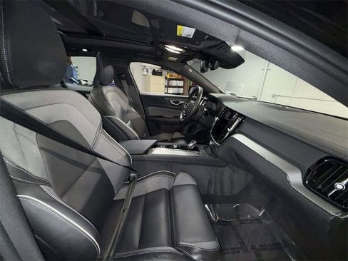 Used 2024 Volvo S60 B5 Ultimate w/ Climate Package image 14