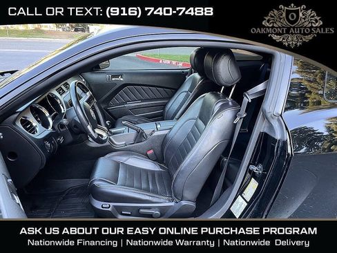 Used 2013 Ford Mustang GT Premium w/ Comfort Pkg RWD image 16