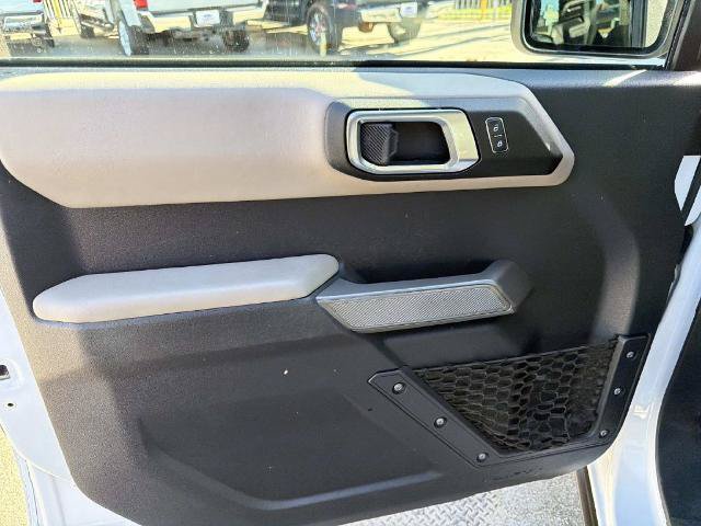 Certified 2022 Ford Bronco Wildtrak AWD/4WD image 13