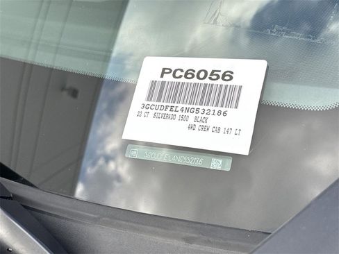 Used 2022 Chevrolet Silverado 1500 LT Trail Boss w/ Convenience Package II image 32