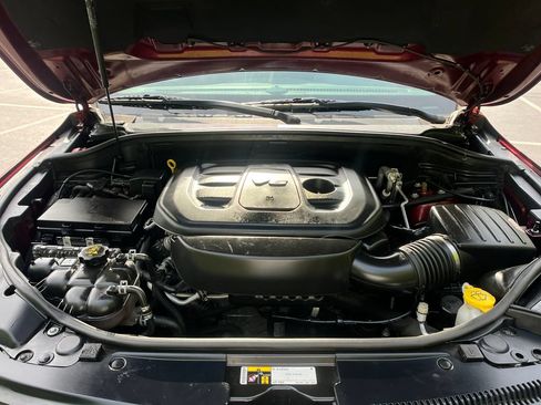 Used 2019 Jeep Grand Cherokee Overland AWD/4WD image 23