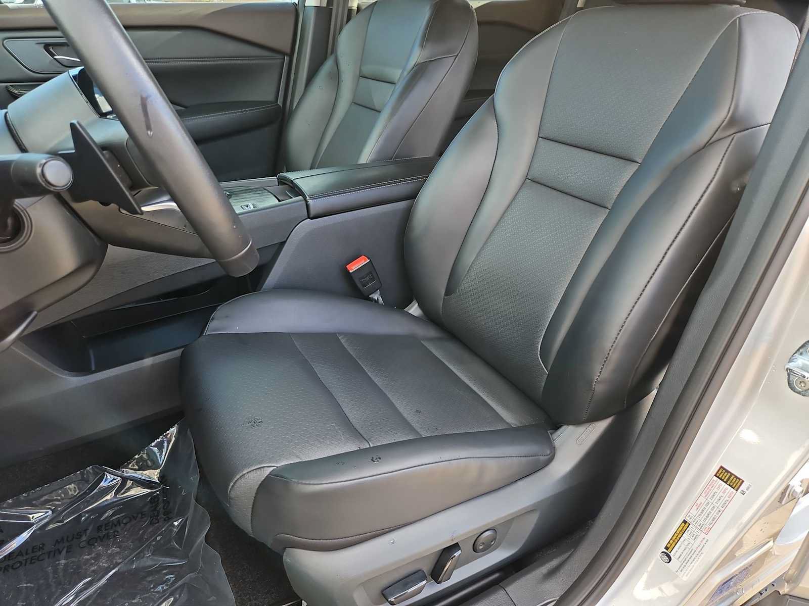 Used 2023 Nissan Rogue SV w/ SV Premium B Package FWD image 16