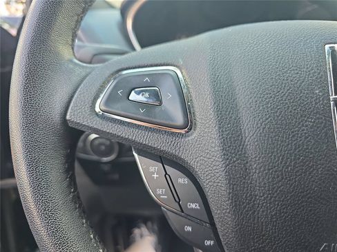 Used 2016 Lincoln MKX Premiere FWD image 22
