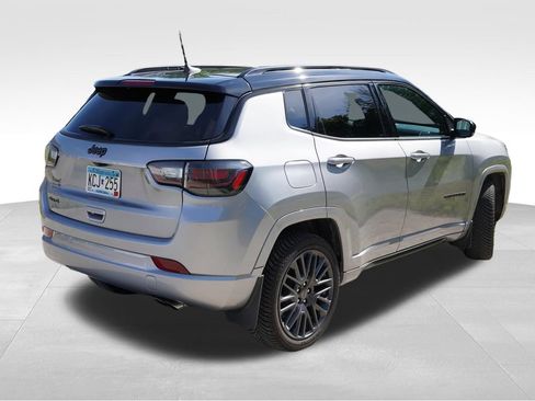 Used 2022 Jeep Compass High Altitude AWD/4WD image 3