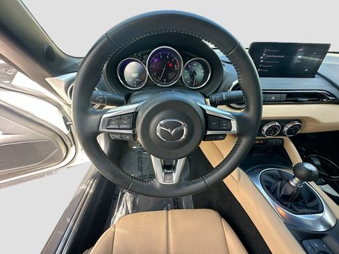 Used 2024 MAZDA MX-5 Miata Grand Touring image 22