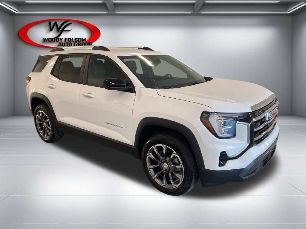 New 2027 GMC Terrain Elevation w/ Elevation Premium Package FWD image 3