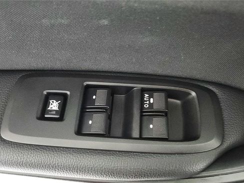 Used 2023 Ford Ranger XLT image 17