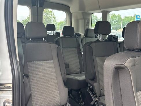 Used 2023 Ford Transit 350 XLT RWD image 18