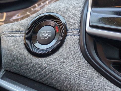 Used 2022 Jeep Compass Latitude w/ Sun and Sound Group image 23