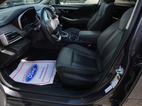 Used 2023 Subaru Outback Onyx Edition image 12