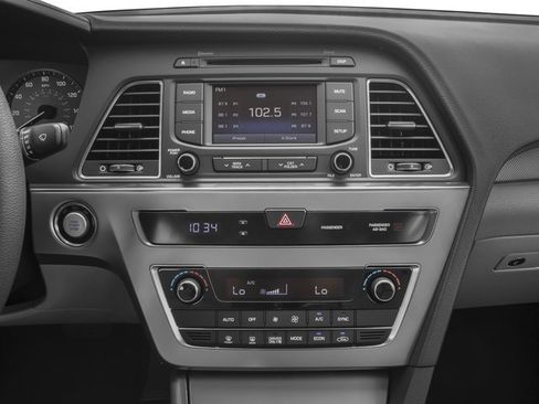 Used 2016 Hyundai Sonata SE image 12