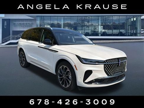 Used 2024 Lincoln Nautilus Reserve w/ Equipment Group 203A AWD/4WD image 1
