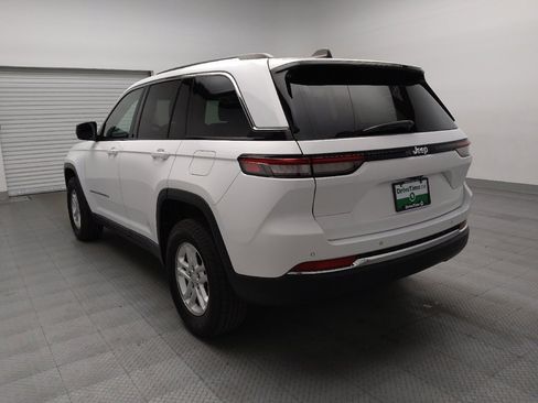 Used 2022 Jeep Grand Cherokee Laredo w/ Luxury Tech Group I image 5