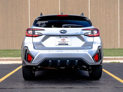 Used 2024 Subaru Crosstrek 2.5i Limited AWD/4WD image 8