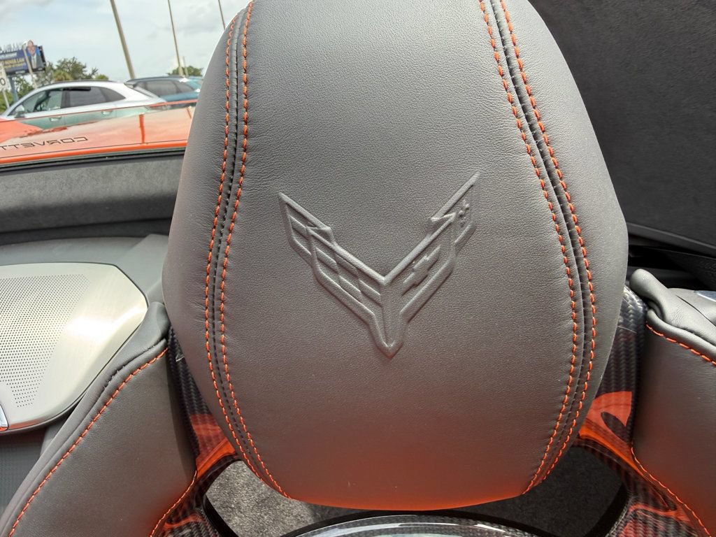 Used 2026 Chevrolet Corvette Stingray Premium Conv w/ Chrome Exterior Badge Package RWD image 16