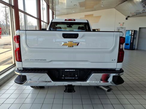 Used 2022 Chevrolet Silverado 3500 LT w/ Convenience Package image 5