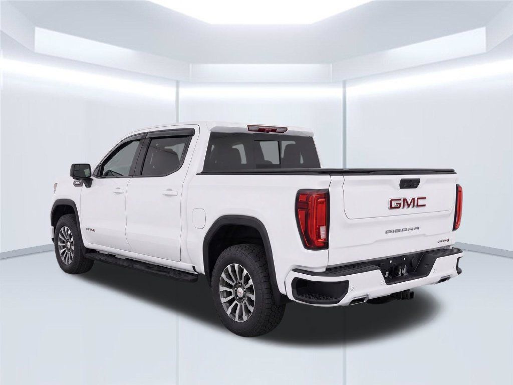 Used 2023 GMC Sierra 1500 AT4 w/ AT4 Premium Package AWD/4WD image 5