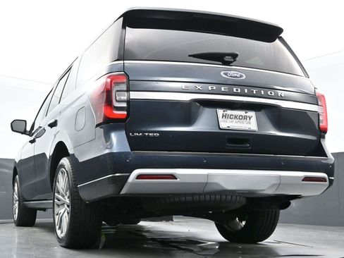 Used 2022 Ford Expedition Limited image 55