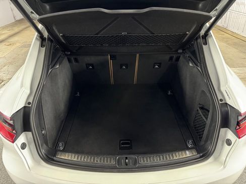 Used 2018 Porsche Macan AWD/4WD image 55