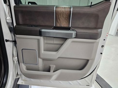 Used 2019 Ford F150 Limited w/ Trailer Tow Package image 40