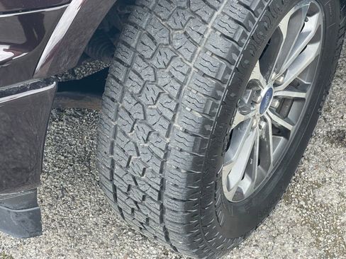 Used 2019 Ford F150 XLT w/ Equipment Group 302A Luxury AWD/4WD image 35