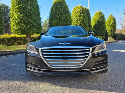 Used 2016 Hyundai Genesis 3.8 image 8