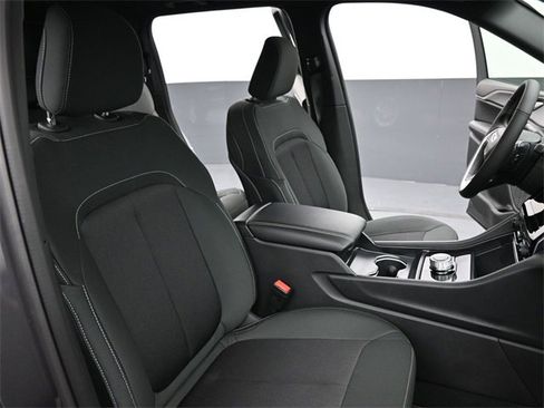 New 2025 Jeep Grand Cherokee Laredo X w/ Luxury Tech Group I image 26