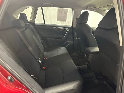 Used 2025 Toyota RAV4 LE AWD/4WD image 54