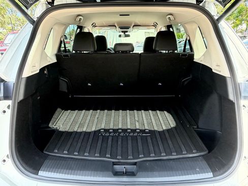 Certified 2026 Nissan Rogue SV AWD/4WD image 14