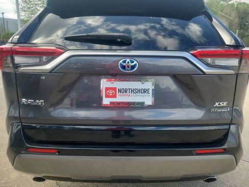 Used 2020 Toyota RAV4 XSE image 5