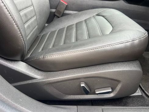 Used 2013 Ford Fusion SE FWD image 11