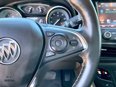 Used 2018 Buick Envision Essence image 20