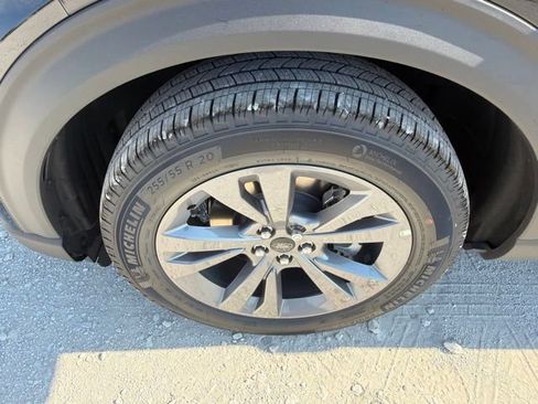 New 2026 Ford Explorer Active w/ Active Comfort Package AWD/4WD image 14